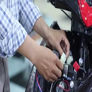 cửa hàng thiết bị định vị GPS xe máy